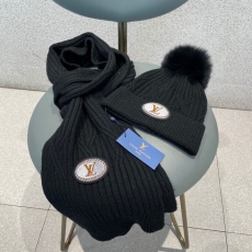 Louis Vuitton Caps Scarfs